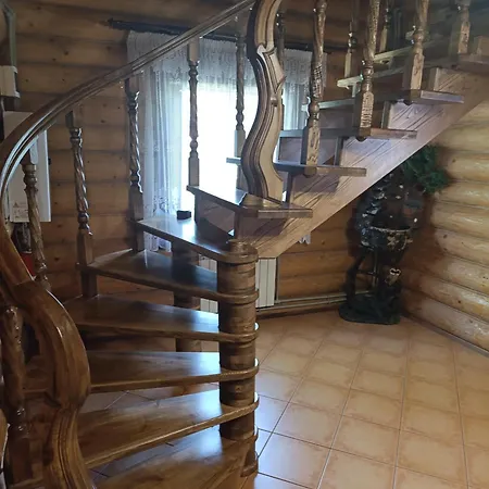 Willa біля синевіру Synewyrska Polana