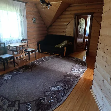 Villa біля синевіру *