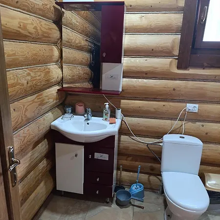 біля синевіру Villa