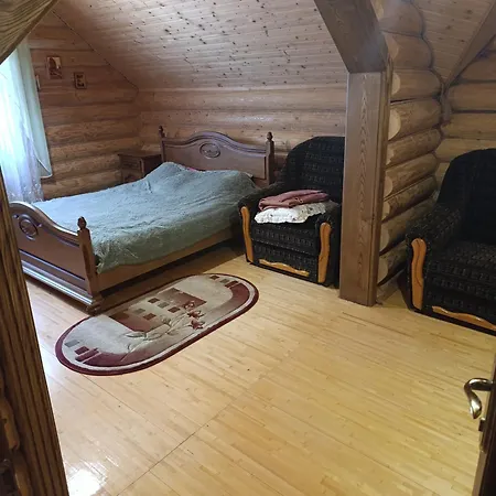 біля синевіру Villa Synevyrs'ka Polyana