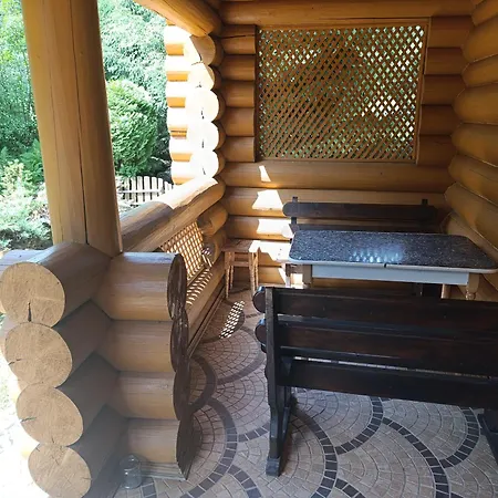біля синевіру Villa